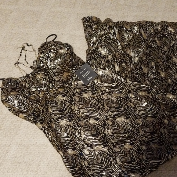 Lulus gown - Picture 1 of 4